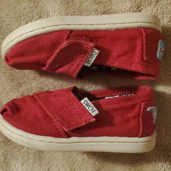 (3 For $20) Toms for kids - Picture 3 of 8